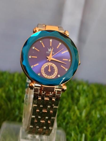 New style fashionable women's watch female student steel band niche temperament leisure sports life waterproof quartz watch